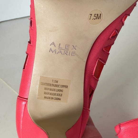 Alex Marie Retro 80’s Style Flamingo Pink Scalloped Design Heels Sz 7.5 M - Picture 6 of 8